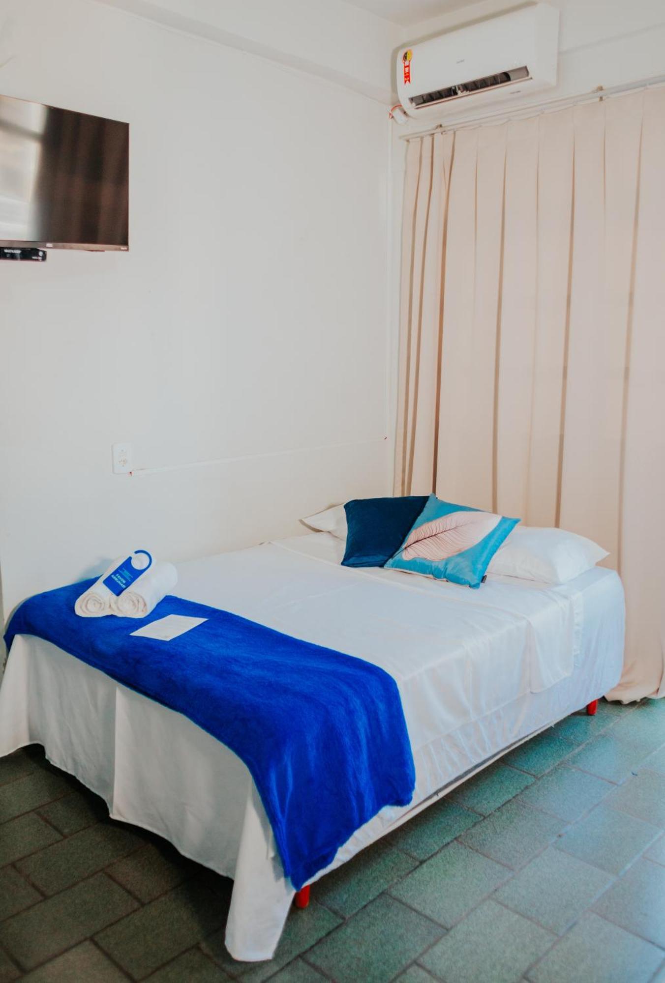 Hotel Santa Terezinha Alfredo Chaves Buitenkant foto