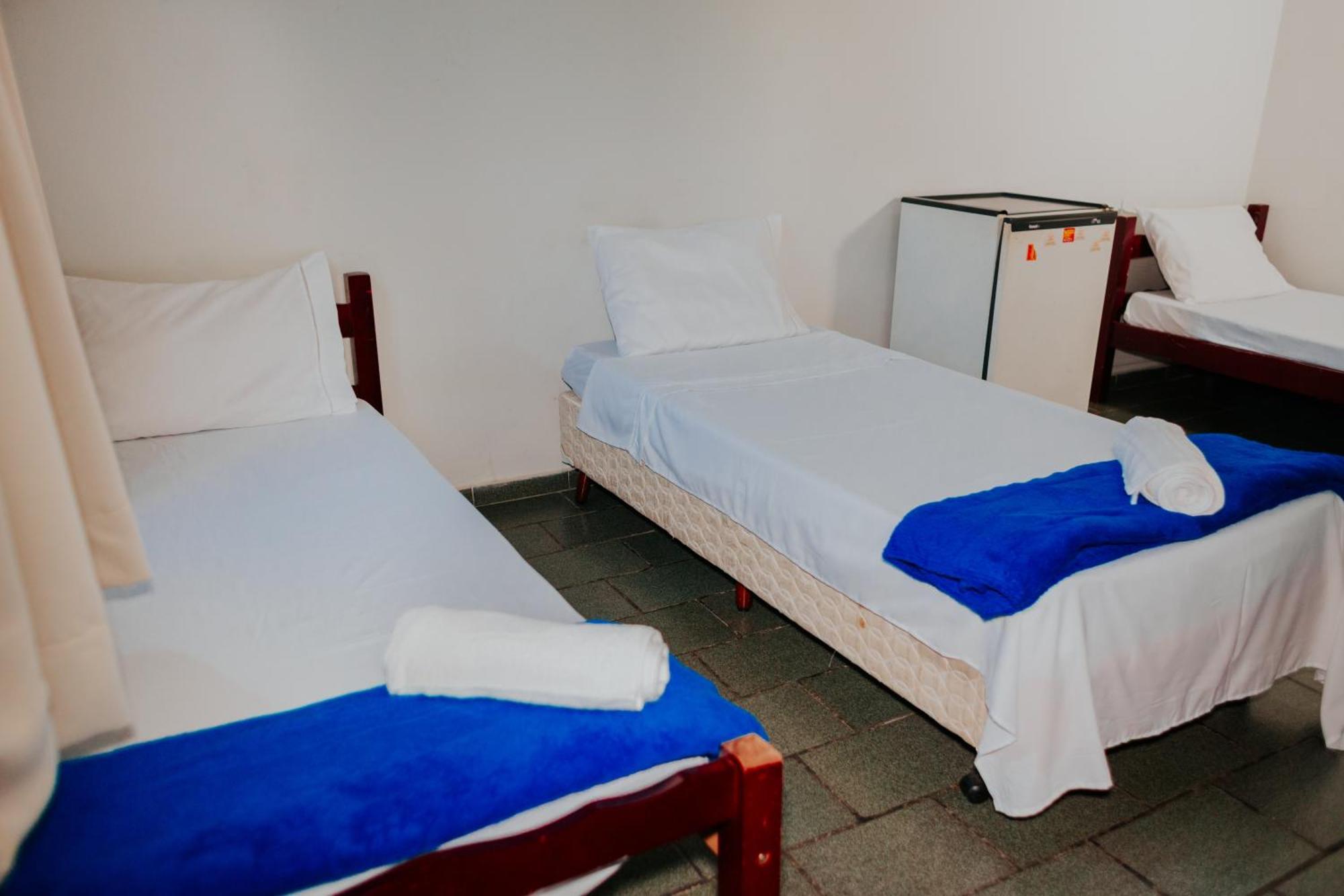 Hotel Santa Terezinha Alfredo Chaves Buitenkant foto