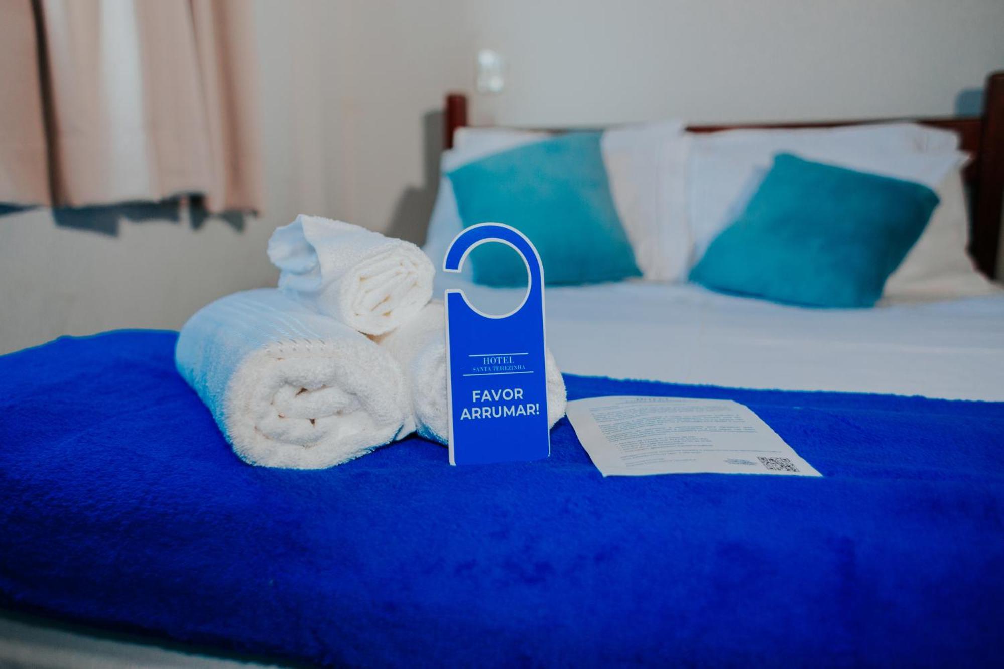 Hotel Santa Terezinha Alfredo Chaves Buitenkant foto